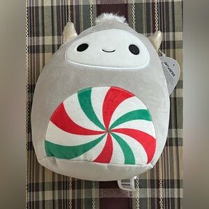 Squishmallows Nissa - Brand New